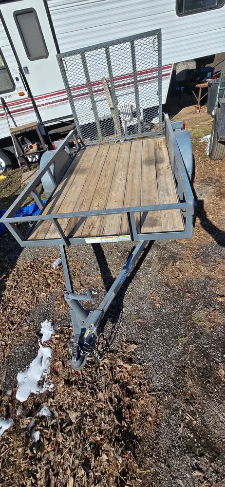 8 x 5 utility trailer in Newalla, Oklahoma